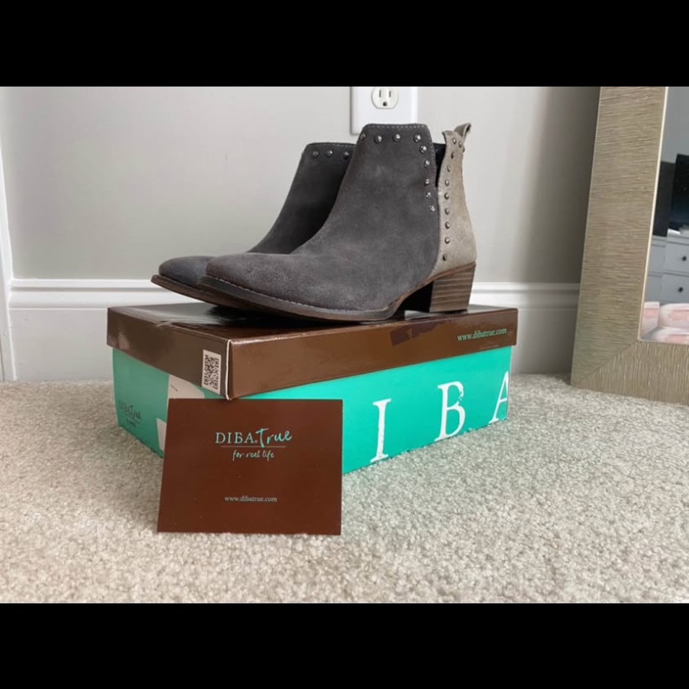 Gray Ankle Boots for Women